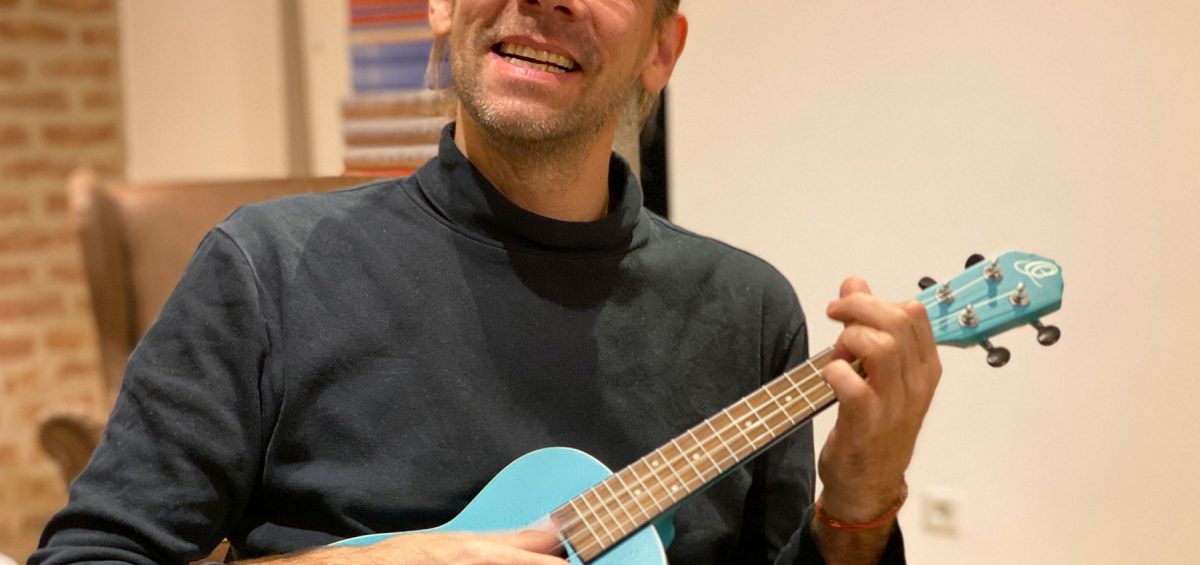 SOAK-Workshop – Ukulele-Aufbaukurs mit Christof Birkmayer